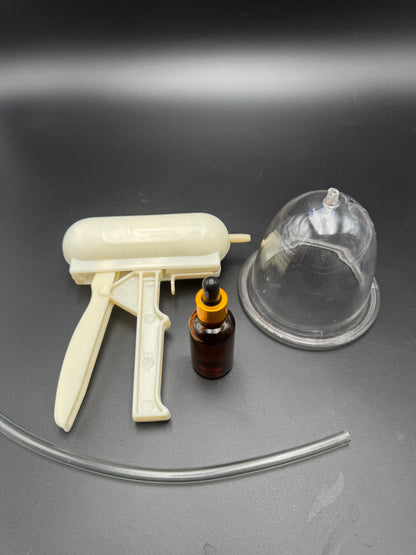 Natural Enlargement Vacuum Pump For Female – 100% Organic Oil Included